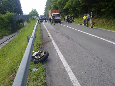 nesreča motorista pri Velikih La&scaron;čah