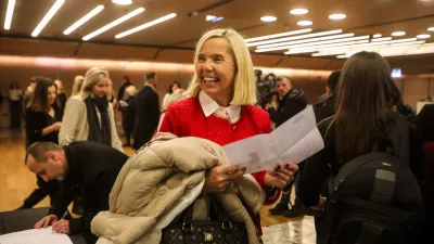 - Tatjana Bobnar, bivša ministrica za notranje zadeve,17.12.2024. Repriza premiere filma Babica gre na jug režiserja Vinci Vogue Anžlovarja n vpis v žalno knjigo ob njegovi smrti.//FOTO: Bojan Velikonja