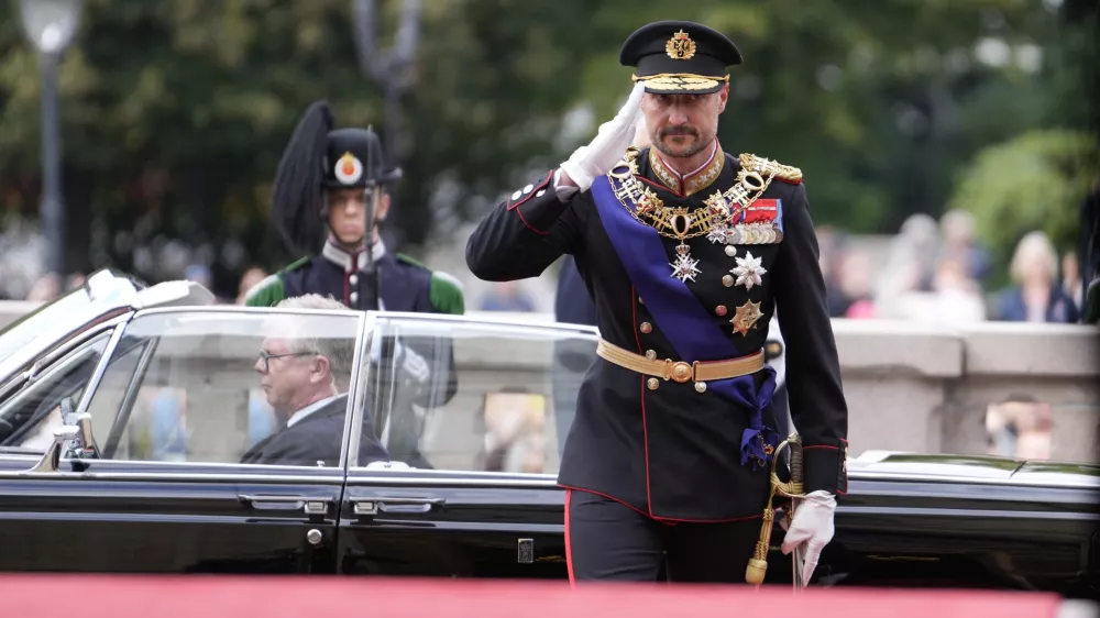 King Haakon VIII arrives at the Storting, in Oslo, Tuesday, Sept. 1, 2026, to take the oath in accordance with the Constitution. By taking the oath, the King promises and swears to govern Norway in accordance with the country's constitution and laws. (Javad Parsa/POOL photo via AP)