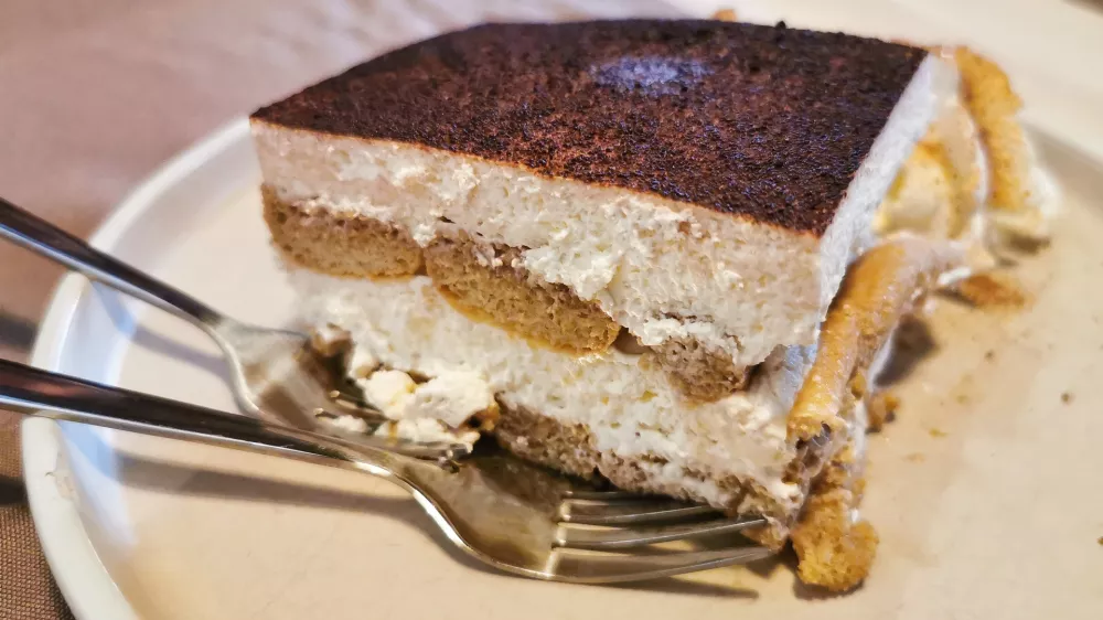 Hi&scaron;ni tiramisu