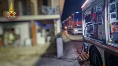 V eksploziji v turističnim apartmaju v Miletu so se hudo poškodovali trije člani slovenske družine. Moški je nekaj dni kasneje umrl. 