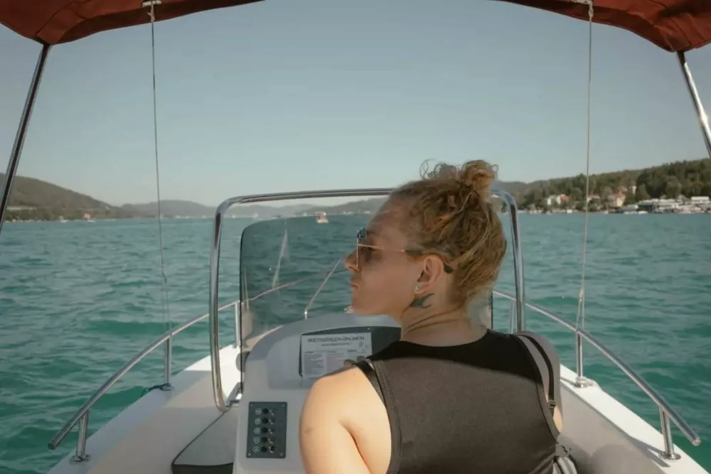 Ilka &Scaron;tuhec se je podila v Koro&scaron;ki. Očitno je že pozabila na svojo prej&scaron;njo kariero