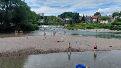 Kopanje na slepo v vodah brez nadzora