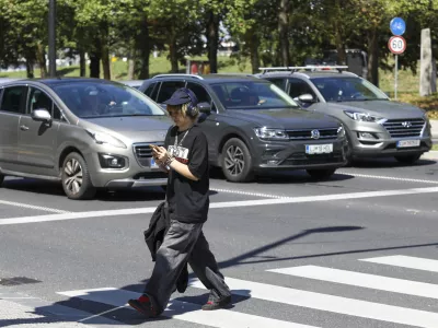 26.8.2026 - Promet - prometna varnost - varnost v prometu - telefon - telefoniranjeFoto: Luka Cjuha