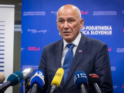 Ljubljana, Hotel Mons.Forum obrti in podjetnistva v organizaciji Obrtno-podjetniske zbornice Slovenije, na katerem so vladi predstavili kljucne zahteve, povezane v strategijo razvoja malega gospodarstva 2026-2030.Predsednik vlade Janez Jansa.