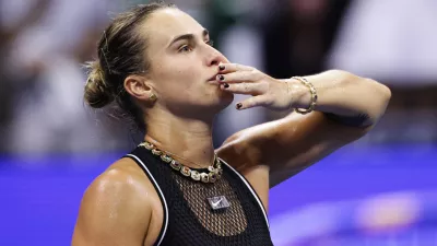 Aryna Sabalenka, of Belarus, celebrates winning a match against Polina Iatcenko, of Russia, during the second round of the U.S. Open tennis championships, Wednesday, Sept. 2, 2026, in New York. (AP Photo/Adam Hunger) / Foto: Adam Hunger