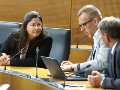 Katja Kokot resnica22.5.2026 - državni zbor - izredna seja DZ, na kateri bodo obravnavali predlog za izvolitev prvaka SDS Janeza Jan&scaron;e za predsednika vlade;Foto: Luka Cjuha