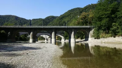 Slovenija, Zidani Most, 10.08.2026, 10. avgust 2026Nizek vodostaj reke Save zaradi sušnega obdobja, narava, suša, sušno obdobje, pomanjkanje padavin, vročina, vročinski val, poletje,Foto: Borut Živulović/F.A.Bobo