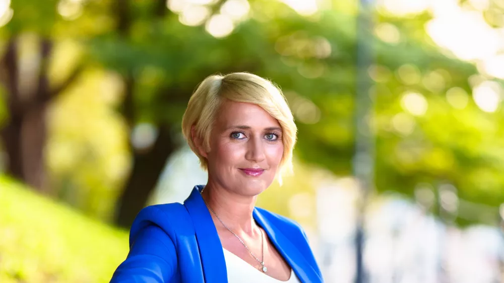 Romana Učakar, kandidatka za županjo Občine Kamnik 