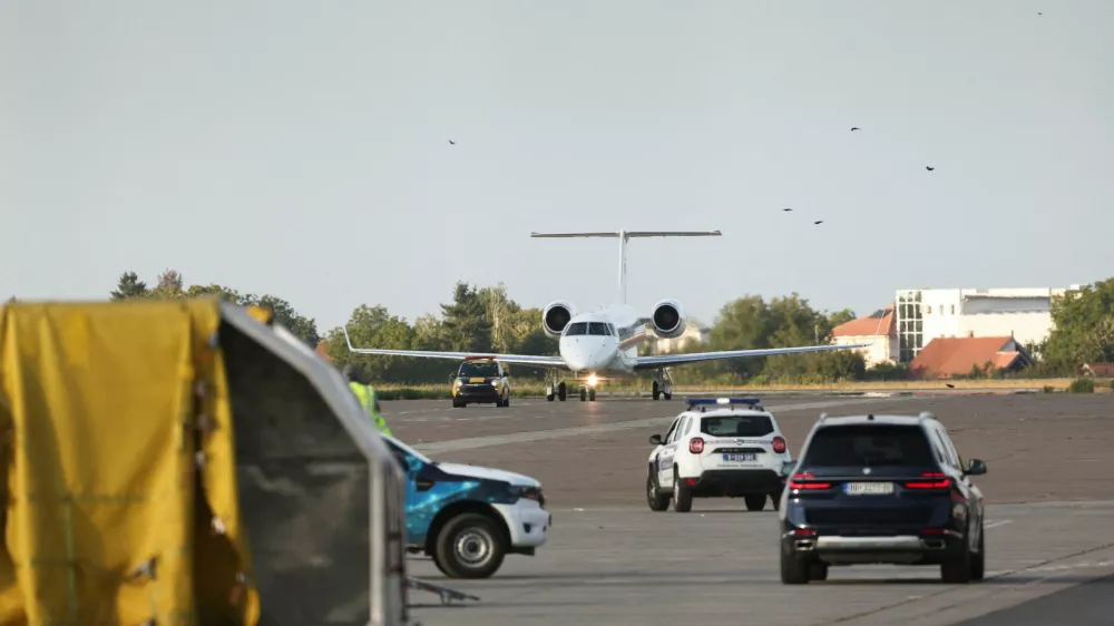 The aircraft carrying the body of Bosnian Serb Ratko Mladic, former general convicted of Bosnia genocide, lands from The Hague, in Belgrade, Serbia, September 3, 2026. REUTERS/Zorana Jevtic