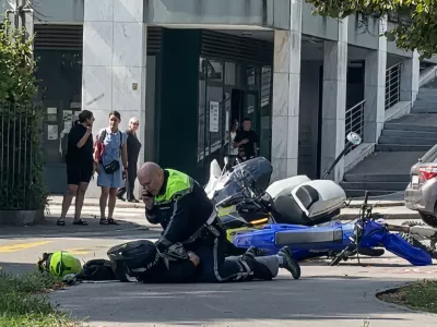 motorist na begu, ujet, Kamnik, policija, policist, 