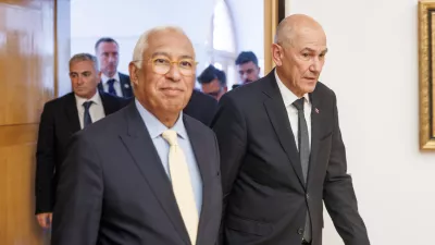 Costa na proračunski turneji tudi z Janšo iskal kvadraturo kroga