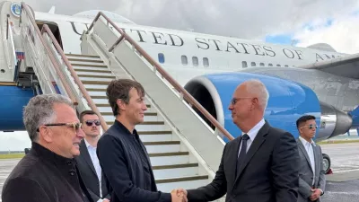 Russian presidential envoy Kirill Dmitriev greets U.S. special representatives Jared Kushner and Steve Witkoff upon their arrival at Vnukovo International Airport in Moscow, Russia, September 5, 2026. Photo acquired by REUTERS/via REUTERS THIS IMAGE HAS BEEN SUPPLIED BY A THIRD PARTY. NO RESALES. NO ARCHIVES.