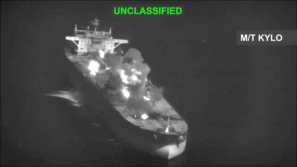 Fire and smoke rise during what U.S. Central Command (CENTCOM) says are strikes on Iranian oil carriers, at an unknown location in this screengrab taken from a handout video released on September 5, 2026. U.S. Central Command/Handout via REUTERS THIS IMAGE HAS BEEN SUPPLIED BY A THIRD PARTY. MANDATORY CREDIT. OVERLAY AND MASKING FROM SOURCE. REFILE - ADDING VERIFICATION LINE VERIFICATION: - Location and date could not be verified - No earlier version of the video found posted online before September 5   TPX IMAGES OF THE DAY