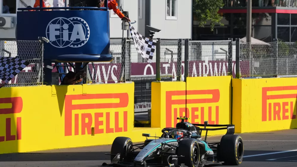 Mercedes driver Andrea Kimi Antonelli of Italy crosses the finish line to win the Italian Formula One Grand Prix race, in Monza, Italy, Sunday, Sept. 6, 2026. (AP Photo/Antonio Calanni)