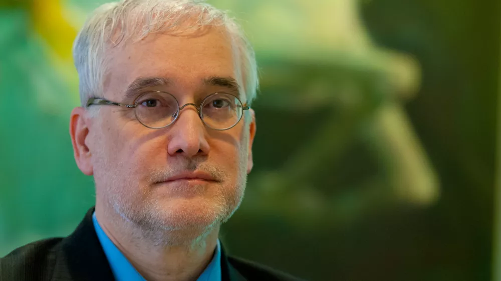 prof. dr. Zvezdan Pirto&scaron;ek, Nevrolo&scaron;ka klinika UKC Ljubljana