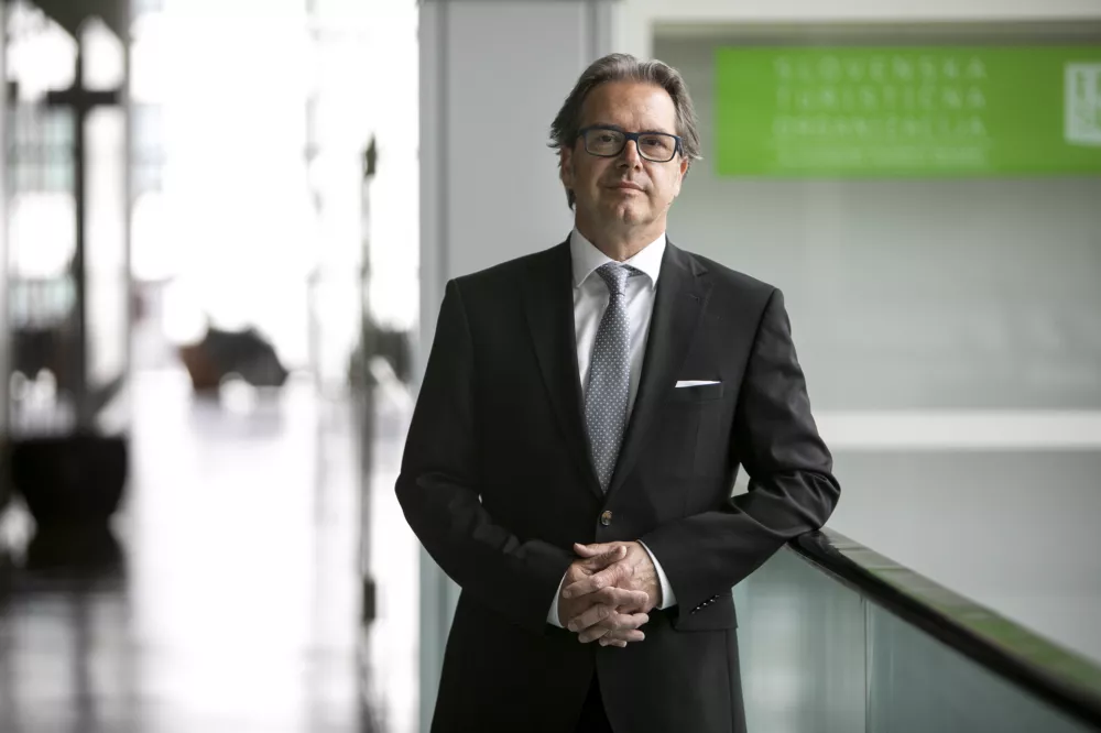 - 19.05.2021 - Fedja Pobegajlo, univ. dipl. geograf in etnolog - direktor Turistično gostinske zbornice Slovenije //FOTO. Matjaž Ru&scaron;t