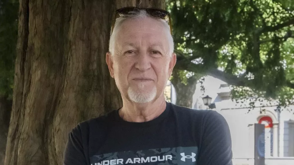 Bojan Macuh, magister sociologije