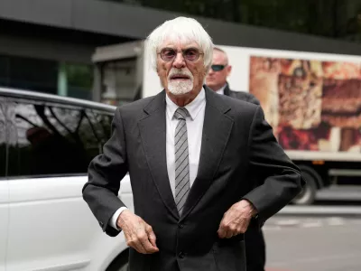 FILE - Former Formula One boss Bernie Ecclestone arrives at Southwark Crown Court in London, Wednesday, April 19, 2023. (AP Photo/Kin Cheung, File)