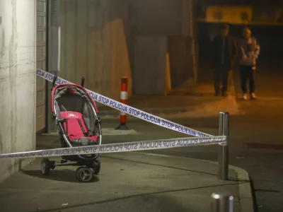 10.11.2024 - Popoldne so na območju &Scaron;i&scaron;ke v Ljubljani odkrili ostanke dojenčka - detomor - Ulica Draga - Naselje pri kose&scaron;kem bajerjunasilje nad otrokispolna zloraba otroksimboličnaFOTO: LUKA CJUHA