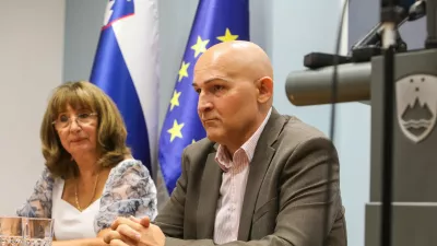 Minister Rončević napovedal: nova osemletka leta 2028, prvi razred bo obvezni vrtec