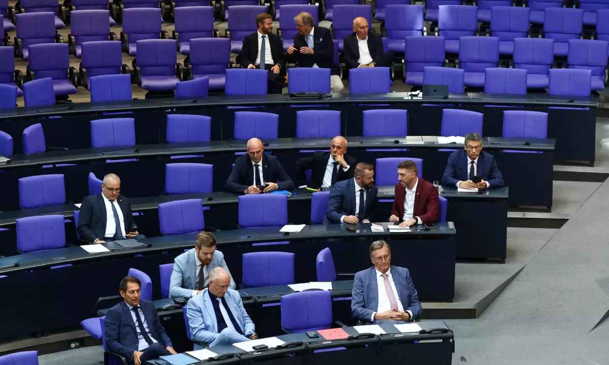 Če vlado prevzame AfD, bi lahko prišlo do uhajanja tajnih podatkov: Obveščevalne službe v skrbeh