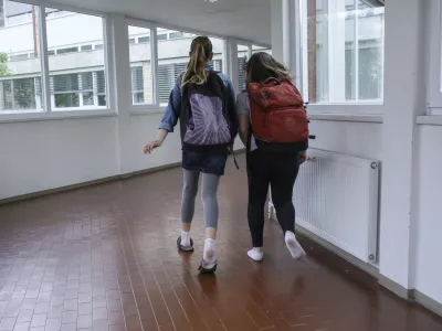 Ukinitev devetletke: Ali radikalna namera zamegljuje &scaron;e radikalnej&scaron;i akcijski načrt?