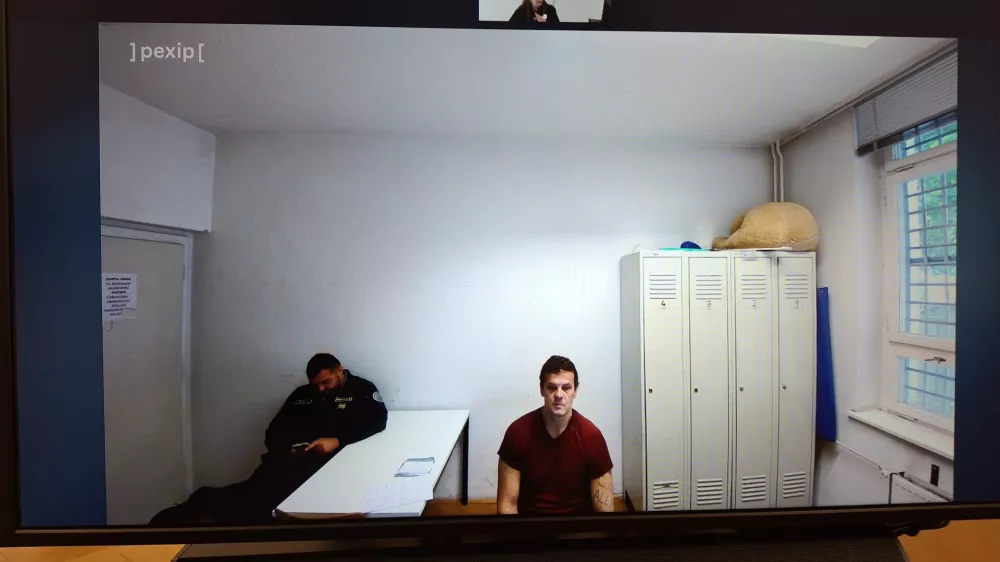 Organiziral humanitarne teke, zdaj je v priporu zaradi nasilnega ropa