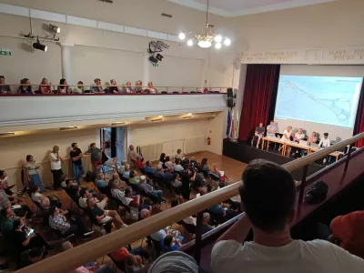 &Scaron;entvid, javna obravnava OPN Ljubljana - Kranj / NakloF Miha K. Turk 