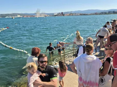 Tradicionalni plavalni maraton Koper&ndash;Žusterna
