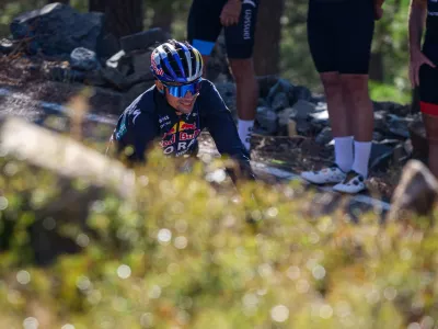 Spanija, Penas Blancas. Estepona.Kolesarska dirka po Spaniji, 19. etapa: Velez-Malaga - Penas Blancas. Estepona (210.8 km).Slovenski kolesar Primoz Roglic.