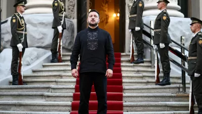 Ukraine's President Volodymyr Zelenskiy waits for the arrival of British Prime Minister Andy Burnham ahead of their bilateral meeting at Horodetskyi House in Kyiv, Ukraine, August 24, 2026. HENRY NICHOLLS/Pool via REUTERS