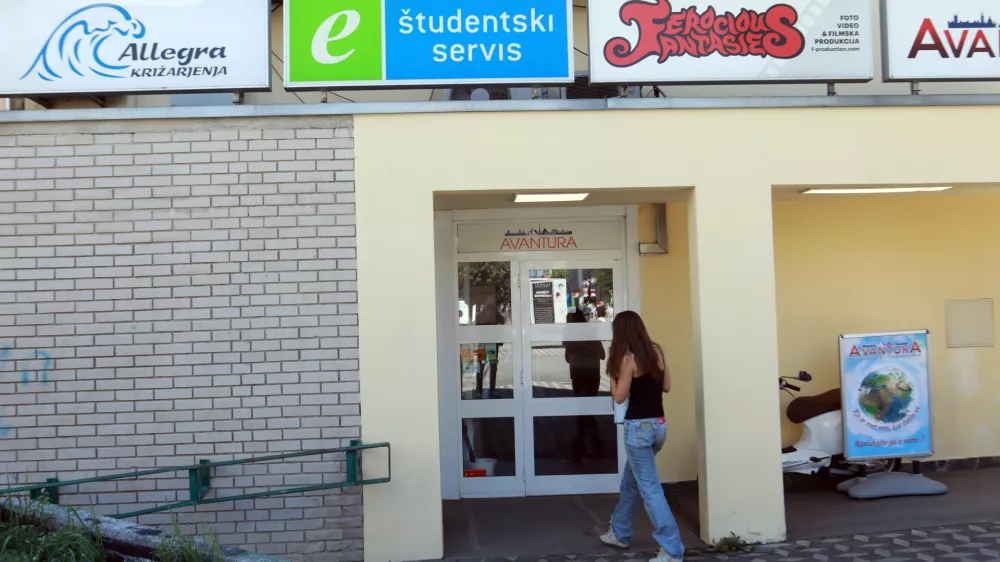 14.09.2026 - E &Scaron;tudentski servisFoto: Tomaž Skale