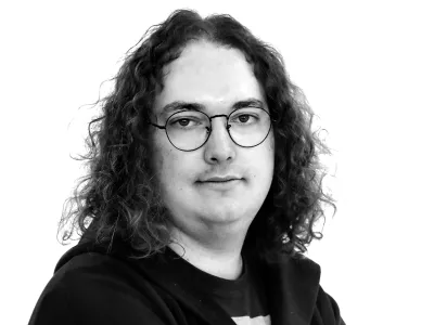 Ga&scaron;per Straži&scaron;ar- Redakcija Dnevnik 2024 - portreti za komentarje in kolumne - kolumnisti - komentatorji &ndash; novinarji - portret //FOTO: Luka Cjuha