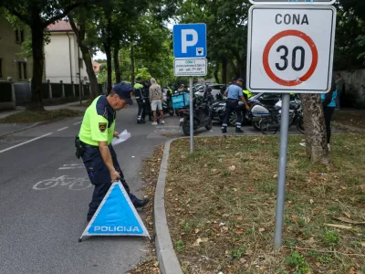 11.7.2025 - policija, nadzor prometa, lahka motorna vozila, skuter, moped, varnost v prometruFoto: Luka Cjuha