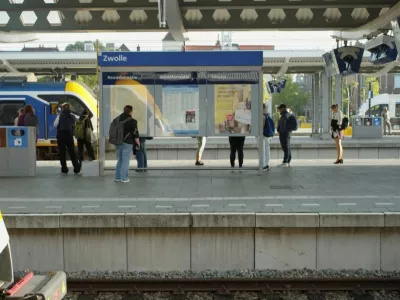 People gather on a train platform after suspected sabotage disrupted Dutch train services, in Zwolle, Netherlands, in this screengrab taken from a video released on September 15, 2026. Video obtained by Reuters/Handout via REUTERS  THIS IMAGE HAS BEEN SUPPLIED BY A THIRD PARTY. NO USE NETHERLANDS.
