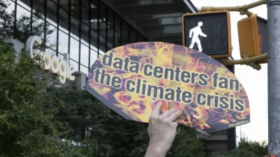 September 9, 2026, New York, New York, USA: A person holding a sign that reads 'data centers fan the climate crisis' joins demonstrators denouncing unregulated artificial intelligence as employees exit Google's headquarters in Lower Manhattan at the end of the workday. Members of Rise and Resist call on Google and big tech to pause default AI in search engines, AI in schools, and hyper scale data center construction until regulations are put in place. Protesters cite AI's role in eliminating jobs, spreading disinformation, and accelerating irreversible climate change with data centers consuming vast amounts of energy, mainly generated by fossil fuels.,Image: 1133093846, License: Rights-managed, Restrictions:, Model Release: no / Foto: Gina M Randazzo Profimedia