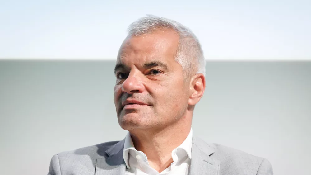 Ljubljana, Kino Siska.Dogodek z naslovom Odpadki, energija in zrak.Mariborski zupan Sasa Arsenovic.