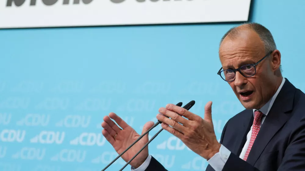 German Chancellor and Christian Democratic Union (CDU) leader Friedrich Merz speaks during a CDU election campaign rally for his party's top candidate Stefan Evers before state elections in Berlin, Germany, September 17, 2026. REUTERS/Fabrizio Bensch