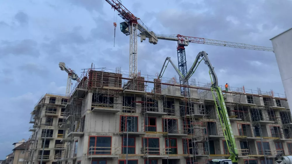 gradbi&scaron;če, gradnja, gradbeni&scaron;tvo, stanovanja, stanovanjska gradnja, parmova, Zetland Capital