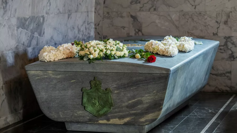 The sarcophagus of Norway's late King Harald V is seen in the crypt of the palace church in Oslo, Norway, on September 18, 2026.,Image: 1136091606, License: Rights-managed, Restrictions: Norway OUT, Model Release: no / Foto: Profimedia