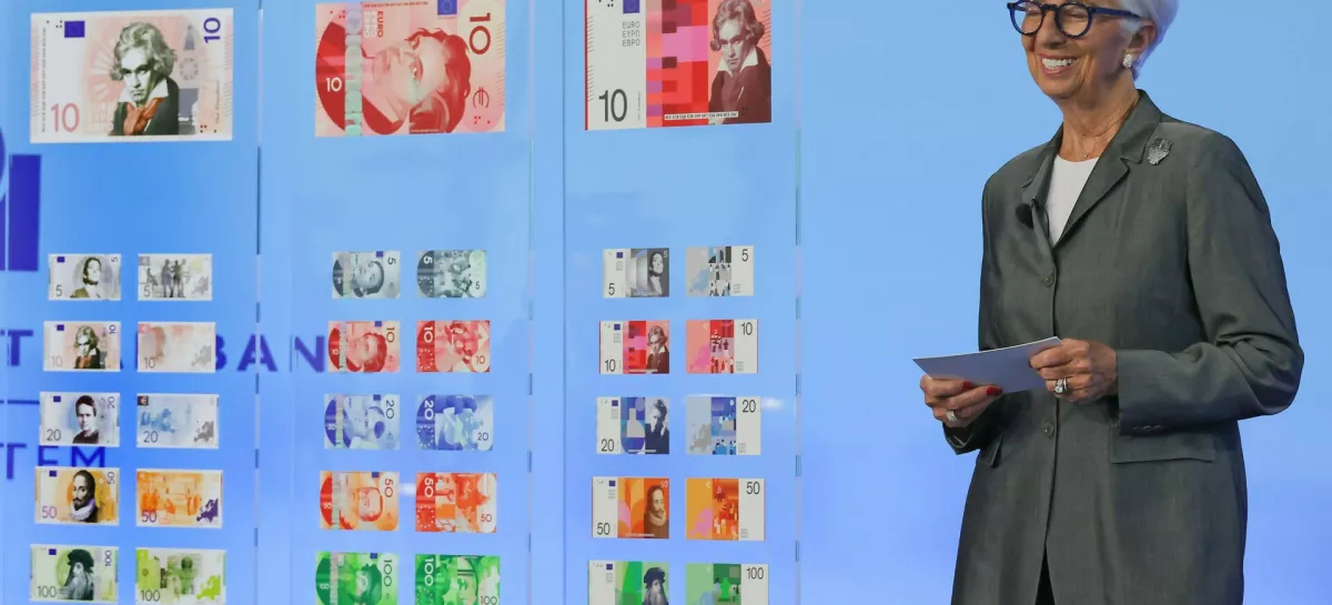 23.07.2026, Frankfurt, DEU Christine Lagarde, Praesidentin der Europaeischen Zentralbank. Christine Lagarde stellt die Entwuerfe fuer die neuen Euroscheine vor. In den naechsten Wochen koennen die Buerger abstimmen, ob sie sich fuer die Voegel auf den Scheinen entscheiden oder lieber beruehmte Europaer. *** July 23, 2026, Frankfurt, Germany Christine Lagarde, President of the European Central Bank Christine Lagarde presents the designs for the new euro banknotes In the coming weeks, citizens will be able to vote on whether they prefer the birds on the banknotes or famous Europeans,Image: 1118070090, License: Rights-managed, Restrictions: imago is entitled to issue a simple usage license at the time of provision. Personality and trademark rights as well as copyright laws regarding art-works shown must be observed. Commercial use at your own risk., Model Release: no / Foto: Profimedia
