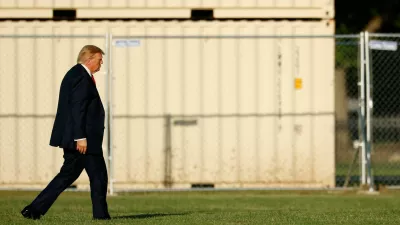 US President Donald J. Trump walks towards Marine One on the Ellipse near the White House in Washington, D.C., US, en route to Sterling, Virginia, US, September 18, 2026. REUTERS/Evan Vucci