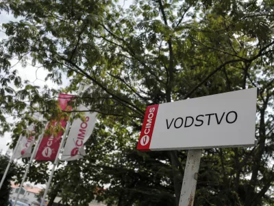 Zdesetkan Cimos pre&scaron;el v lastni&scaron;tvo &scaron;tirih zaposlenih