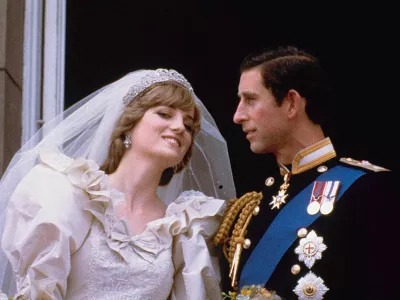 Prince Charles and his bride Diana, Princess of Wales, are shown on their wedding day on the balcony of Buckingham Palace in London, July 29, 1981. (AP Photo)
