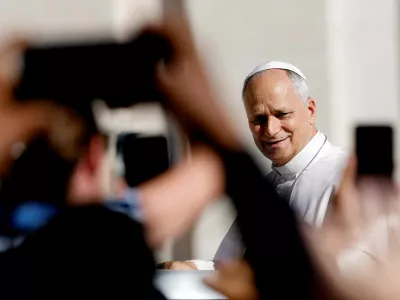 Pope Leo looks on on the day of the weekly general audience in St. Peter's Square at the Vatican, September 23, 2026. REUTERS/Remo Casilli