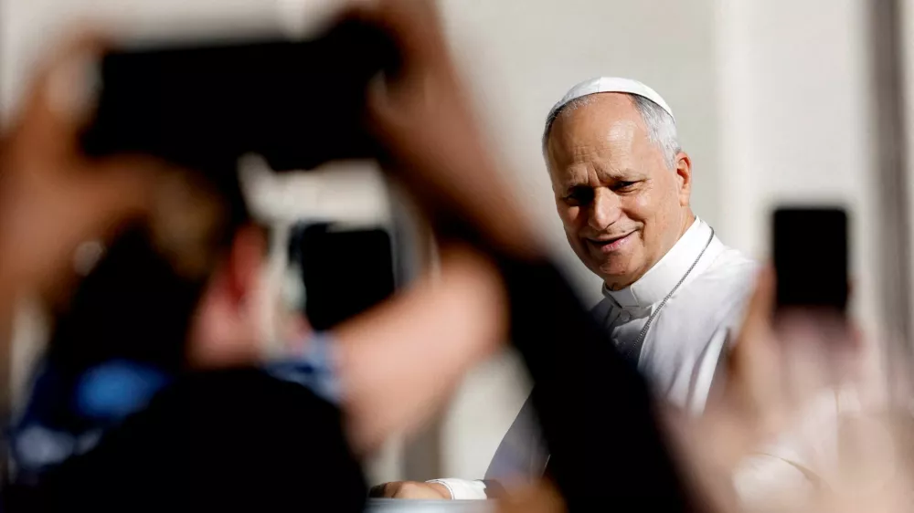 Pope Leo looks on on the day of the weekly general audience in St. Peter's Square at the Vatican, September 23, 2026. REUTERS/Remo Casilli