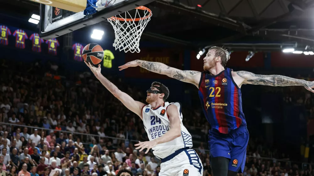Ercan Osmani, Anadolu Efes, Barcelona, evroliga, ko&scaron;arka