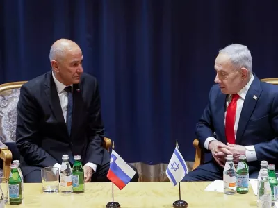 ZDA, New York.Predsednik vlade Janez Jansa se je ob robu 81. zasedanja Generalne skupscine Zdruzenih Narodov sestal z izraelskim premierom Benjaminom Netanjahujem.Predsednik vlade Janez Jansa in izraelski premier Benjamin Netanjahu.
