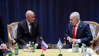 ZDA, New York.Predsednik vlade Janez Jansa se je ob robu 81. zasedanja Generalne skupscine Zdruzenih Narodov sestal z izraelskim premierom Benjaminom Netanjahujem.Predsednik vlade Janez Jansa in izraelski premier Benjamin Netanjahu.